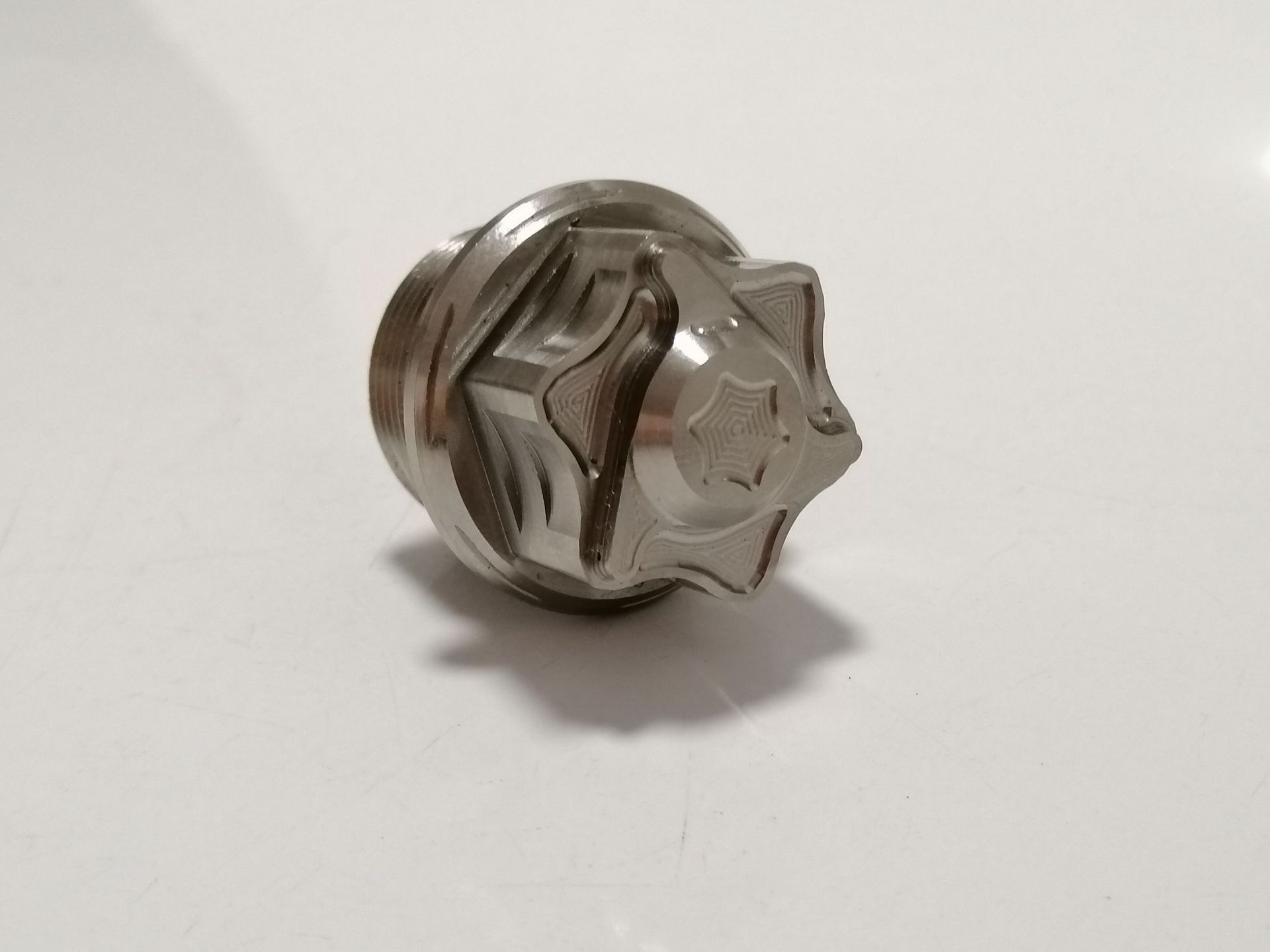 [Manufacturer Supply] Grade 10.9 M24/M22 Titanium Alloy Motorcycle Oil Cap Screw Finish None for SONIC150/Raider 150 Made China